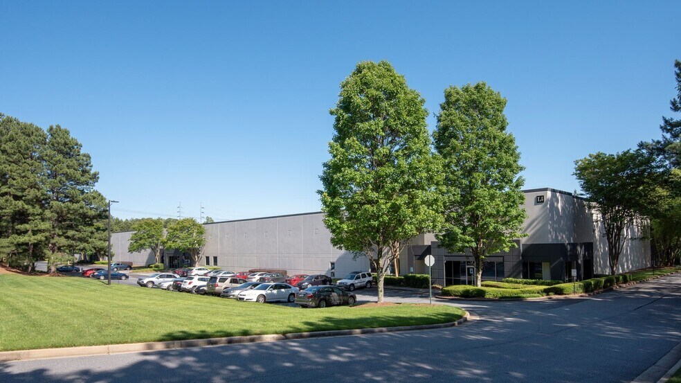 2670 Breckinridge Blvd, Duluth, GA à louer - Photo de l’immeuble – Image 1 sur 5