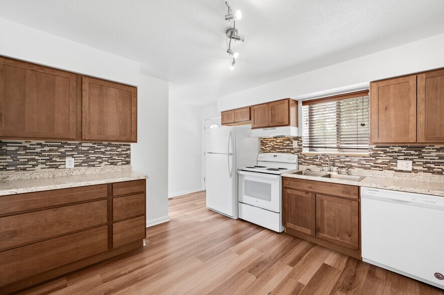 4950 W 8th Ave, Denver, CO à vendre - Photo de l’immeuble – Image 2 sur 13