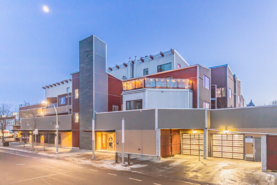 11623-11633 105th Ave, Edmonton, AB à vendre - Photo principale – Image 1 sur 10