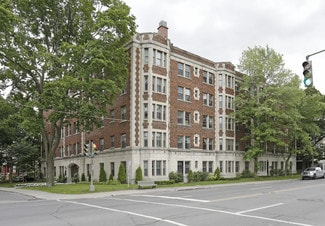Plus de détails pour 4338-4342 Rue Sherbrooke O, Westmount, QC - Logement à vendre