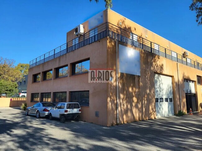 Plus de détails pour Industriel/Logistique à louer