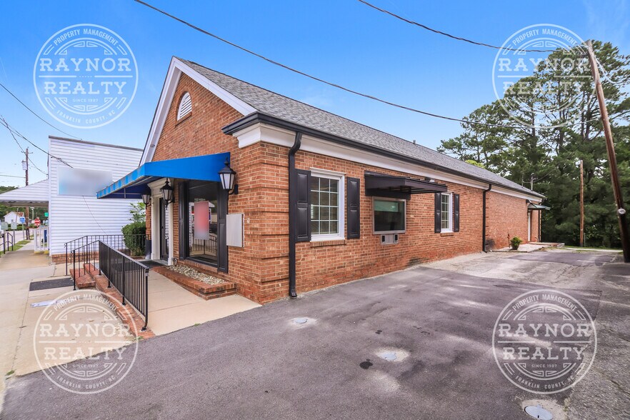 321 S Main St, Bunn, NC à vendre - Photo de l’immeuble – Image 3 sur 16