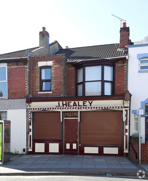 178 Chichester Rd, Portsmouth à vendre - Photo principale – Image 1 sur 2