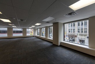 250 Albert St, Ottawa, ON à louer Photo intérieure– Image 1 sur 2