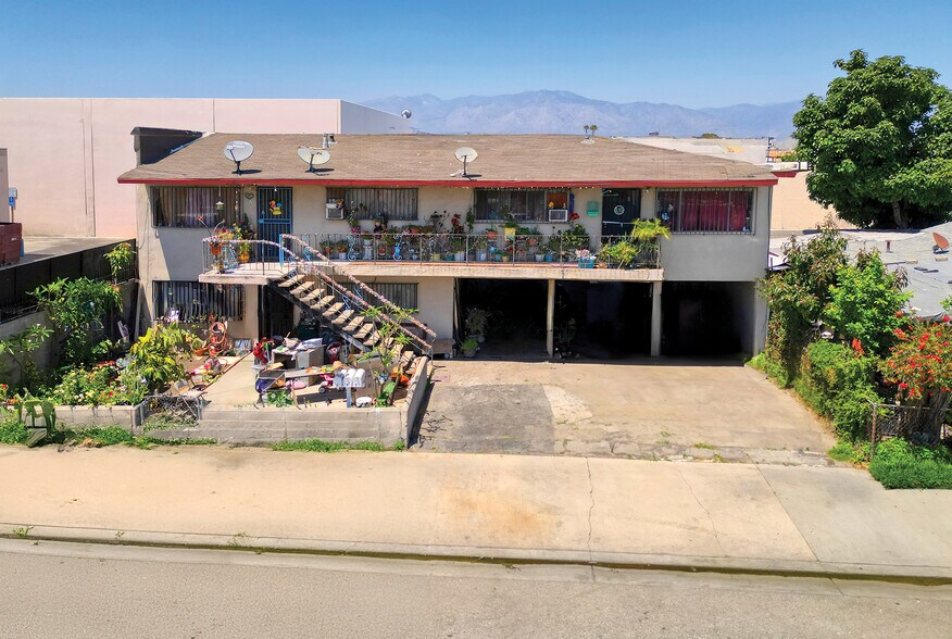 2403 Lee Ave, South El Monte, CA à vendre - Photo de l’immeuble – Image 3 sur 7