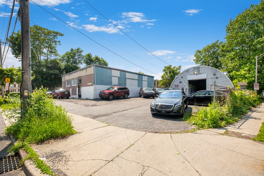 15 N White St, Poughkeepsie, NY à vendre - Photo de l’immeuble – Image 2 sur 36