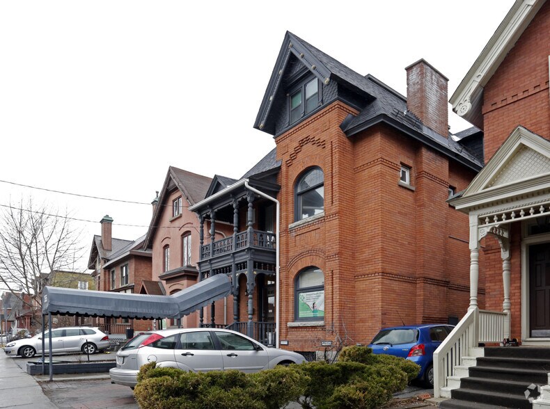 355 Waverley St, Ottawa, ON à louer - Photo de l’immeuble – Image 2 sur 8