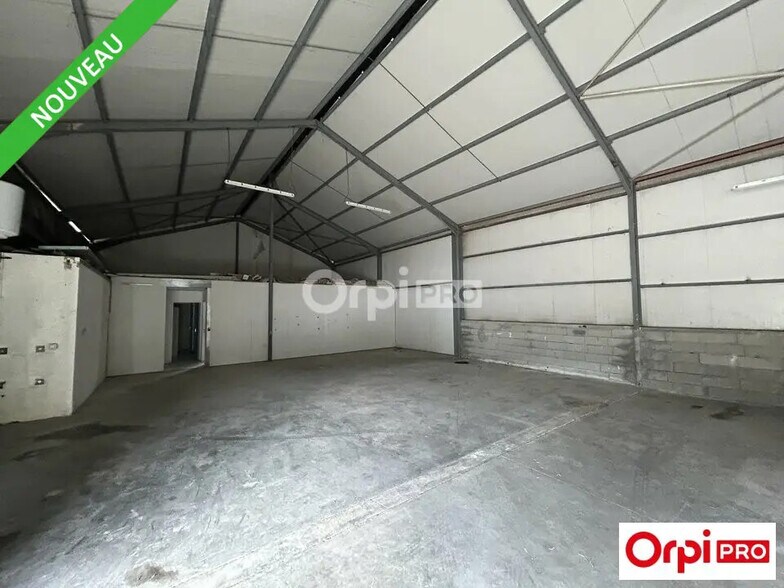 Local d’activités dans Malataverne à louer - Photo intérieure – Image 1 sur 5