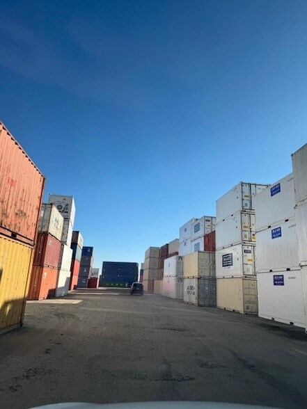 850 92nd Ave, Oakland, CA à louer - Photo de l’immeuble – Image 2 sur 7