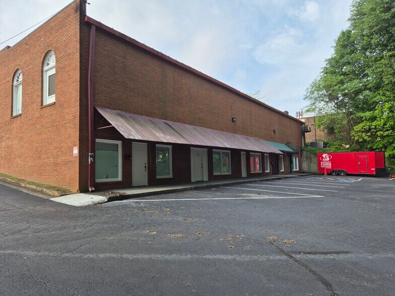 6099 Buford Hwy, Norcross, GA à vendre - Photo de l’immeuble – Image 2 sur 7