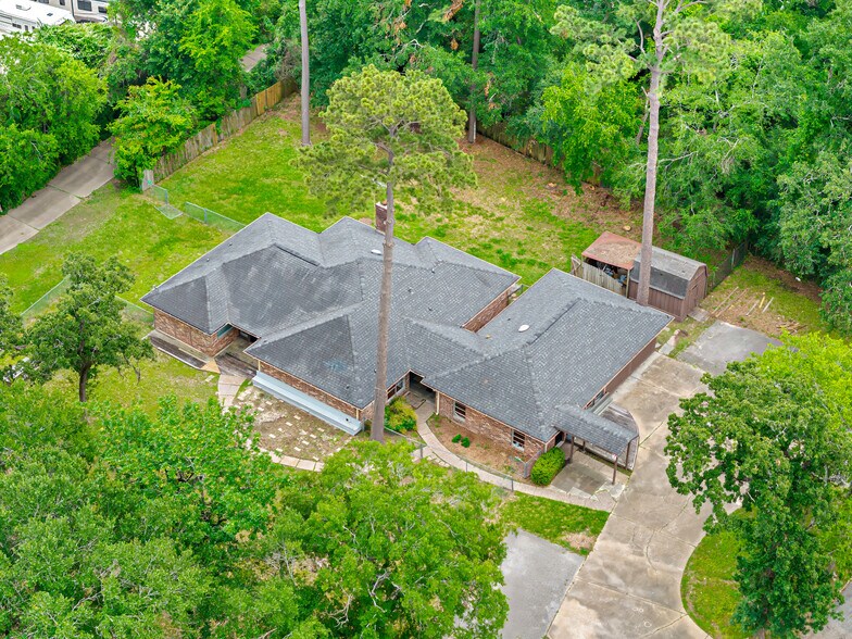 12811 Cypress North Houston Rd, Cypress, TX à vendre - Photo de l’immeuble – Image 3 sur 7
