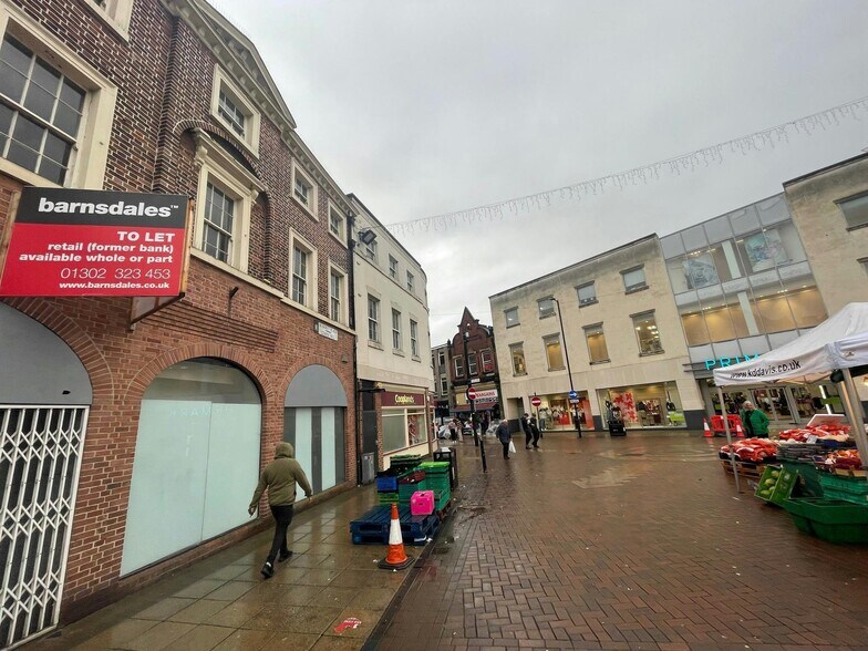 54-55 Market Pl, Doncaster à louer - Photo de l’immeuble – Image 2 sur 2