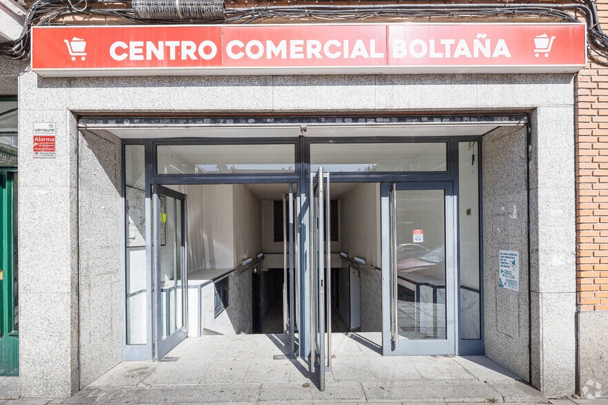 Calle De Boltaña, 17-19, Madrid, Madrid à vendre - Photo de l’immeuble – Image 3 sur 7