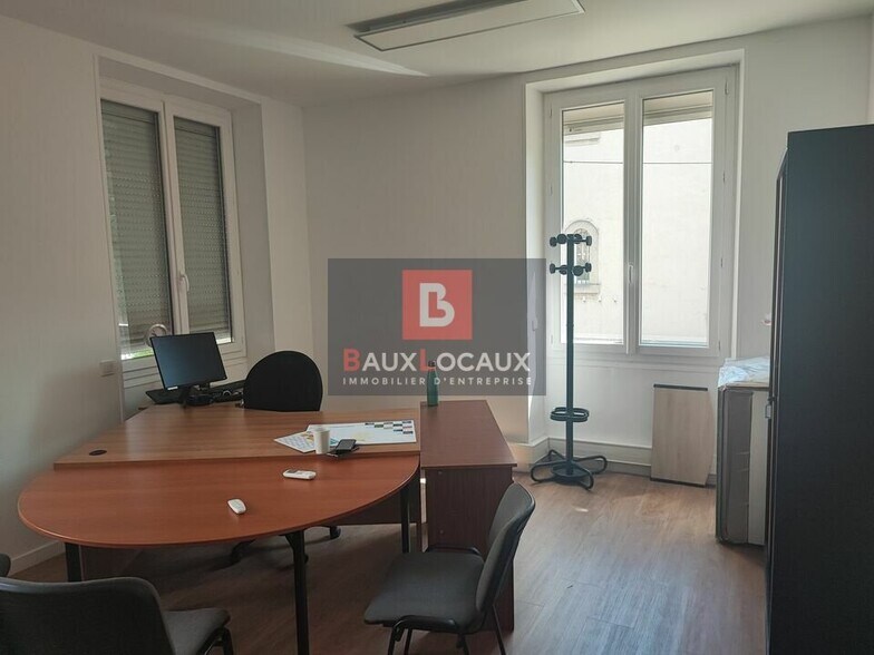 Bureau dans Salon-de-Provence à louer - Photo intérieure – Image 3 sur 9