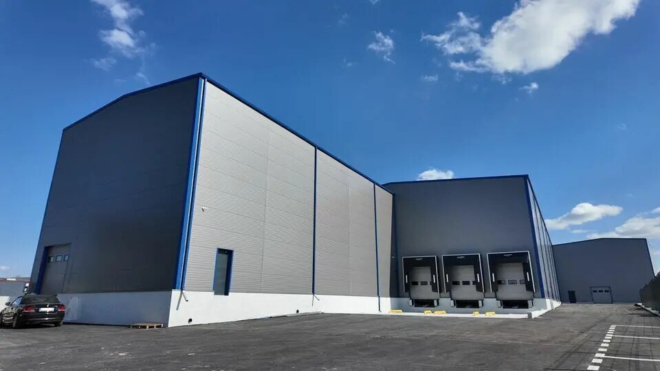 Industriel/Logistique dans Vauvert à louer - Photo de l’immeuble – Image 1 sur 11