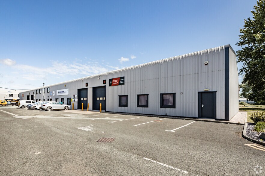 Sixth Ave, Deeside à louer - Photo de l’immeuble – Image 2 sur 2