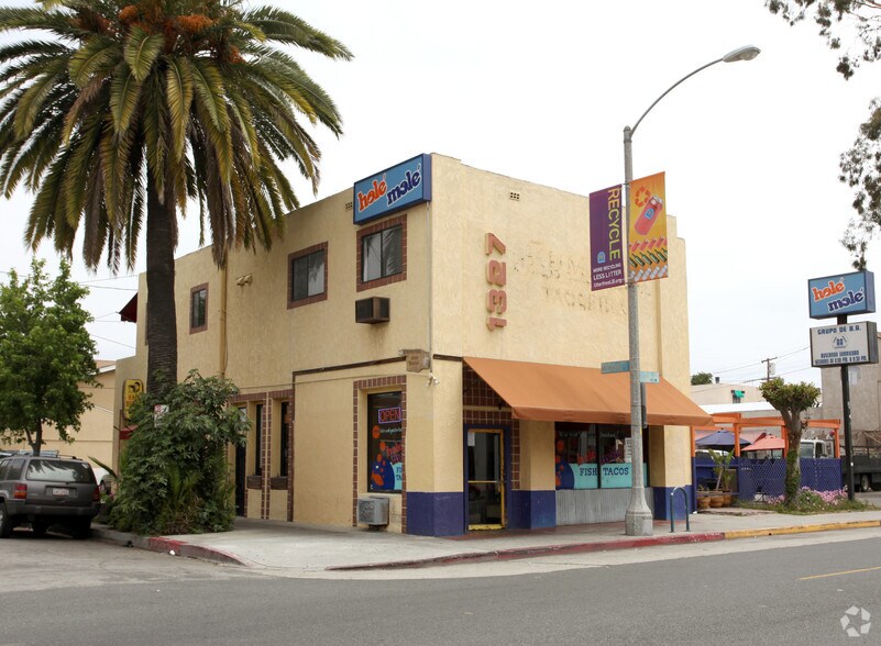1327 E 4th, Long Beach, CA à louer - Photo principale – Image 1 sur 8