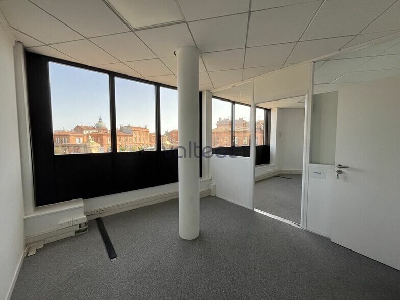 18 Place Roguet, Toulouse à louer - Photo intérieure – Image 3 sur 6