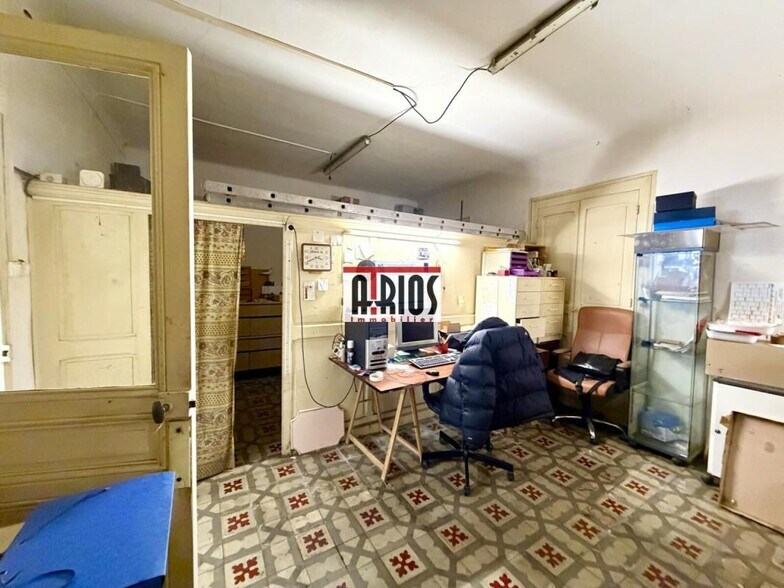 Local commercial dans Hyères à louer - Photo intérieure – Image 3 sur 4