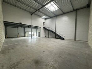 Local d’activités dans Aulnay-sous-Bois à louer Photo intérieure– Image 2 sur 8