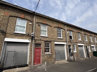 Plus de détails pour Southbrook Road, Londres - Local d'activités à louer