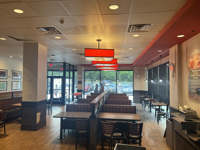 1346-1390 Pennsylvania Ave, Brooklyn, NY à louer - Photo intérieure – Image 2 sur 5