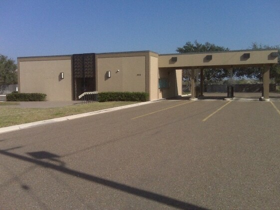 200 S Sugar Rd, Edinburg, TX à louer - Photo de l’immeuble – Image 2 sur 7
