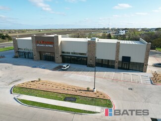 Plus de détails pour 2751 N Hwy 77, Waxahachie, TX - Local commercial à louer