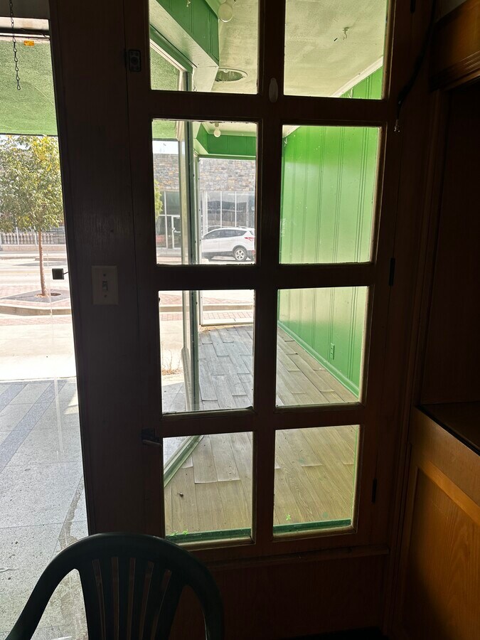 View Photo