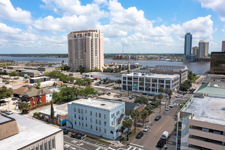 129 N Market St, Jacksonville, FL à vendre - Photo de l’immeuble – Image 2 sur 10