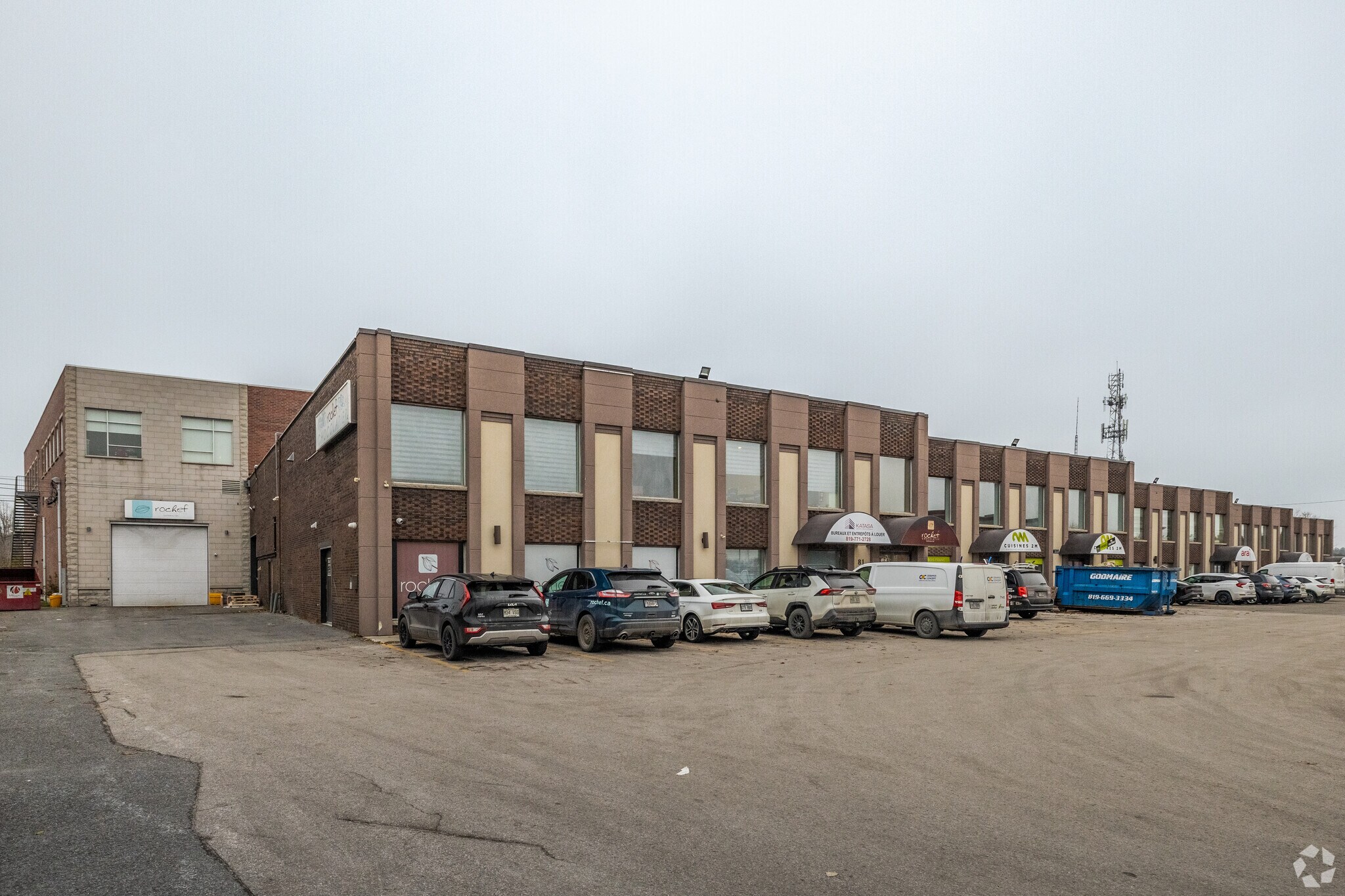 73-81 Rue Jean-Proulx, Gatineau, QC à louer Photo principale– Image 1 sur 4