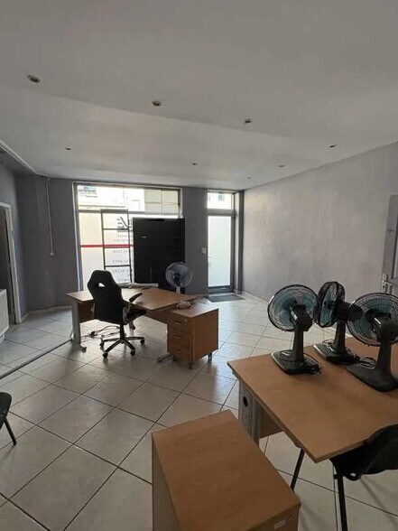 Bureau dans Villeurbanne à louer - Photo de l’immeuble – Image 2 sur 9