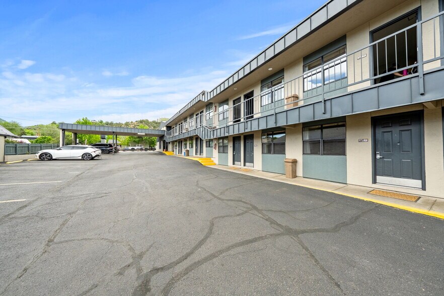2930 Main Ave, Durango, CO à vendre - Photo de l’immeuble – Image 3 sur 29