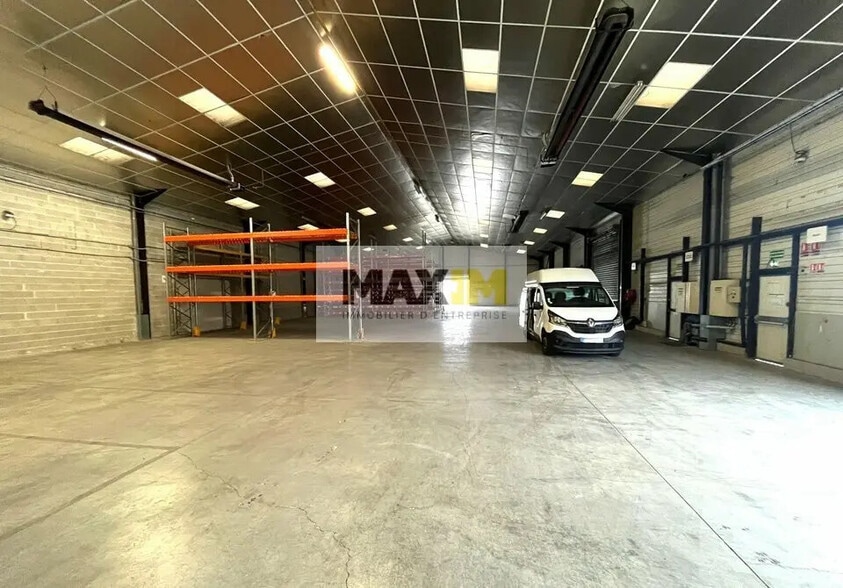 9 Rue Emile Guyard, Couchey à louer - Photo de l’immeuble – Image 2 sur 3