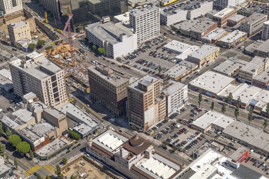 1120 S Broadway, Los Angeles, CA à vendre - Photo principale – Image 1 sur 1