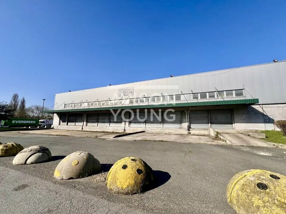 Local d’activités dans Aulnay-sous-Bois à louer Photo de l’immeuble– Image 1 sur 11