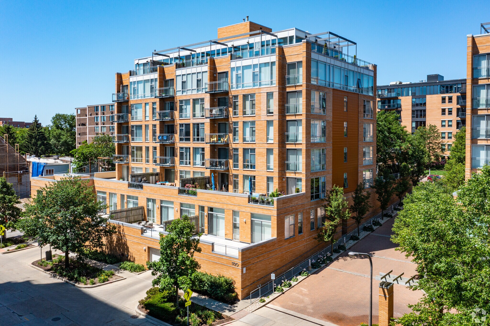 1720-1740 Oak Ave, Evanston, IL à vendre Photo principale– Image 1 sur 49