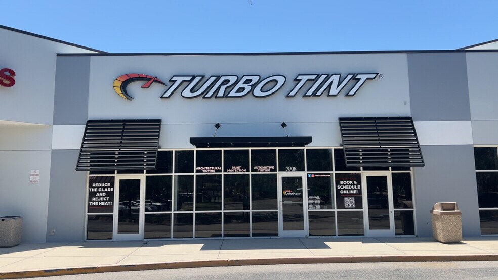 3840-3950 Central Sarasota Pky, Sarasota, FL à louer - Photo de l’immeuble – Image 2 sur 6