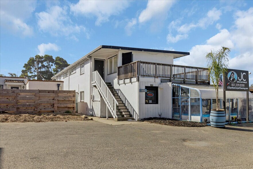 1250 Del Monte Ave, Monterey, CA à vendre - Photo de l’immeuble – Image 2 sur 15