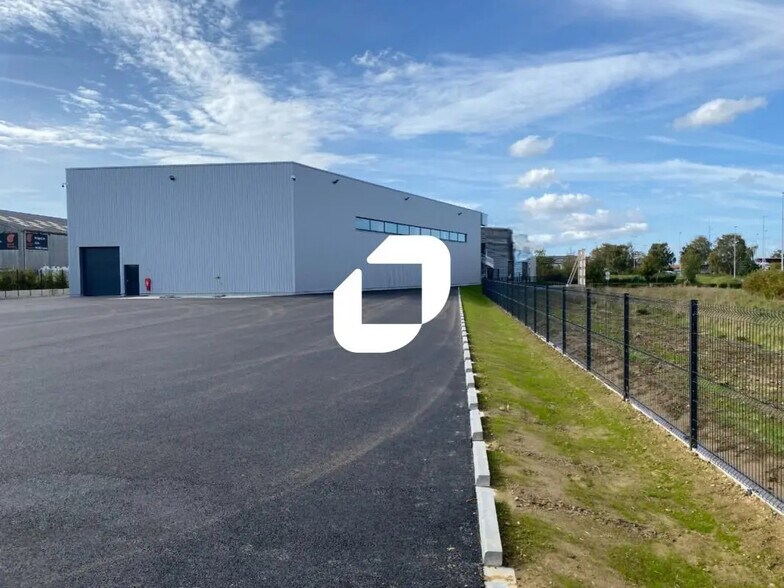 74 Avenue De La Houblonnière, Godewaersvelde à louer - Photo de l’immeuble – Image 2 sur 24