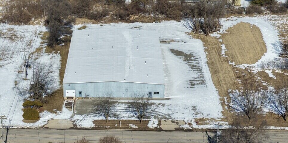 848 E Commercial Ave, Whitewater, WI à vendre Photo de l’immeuble– Image 1 sur 17