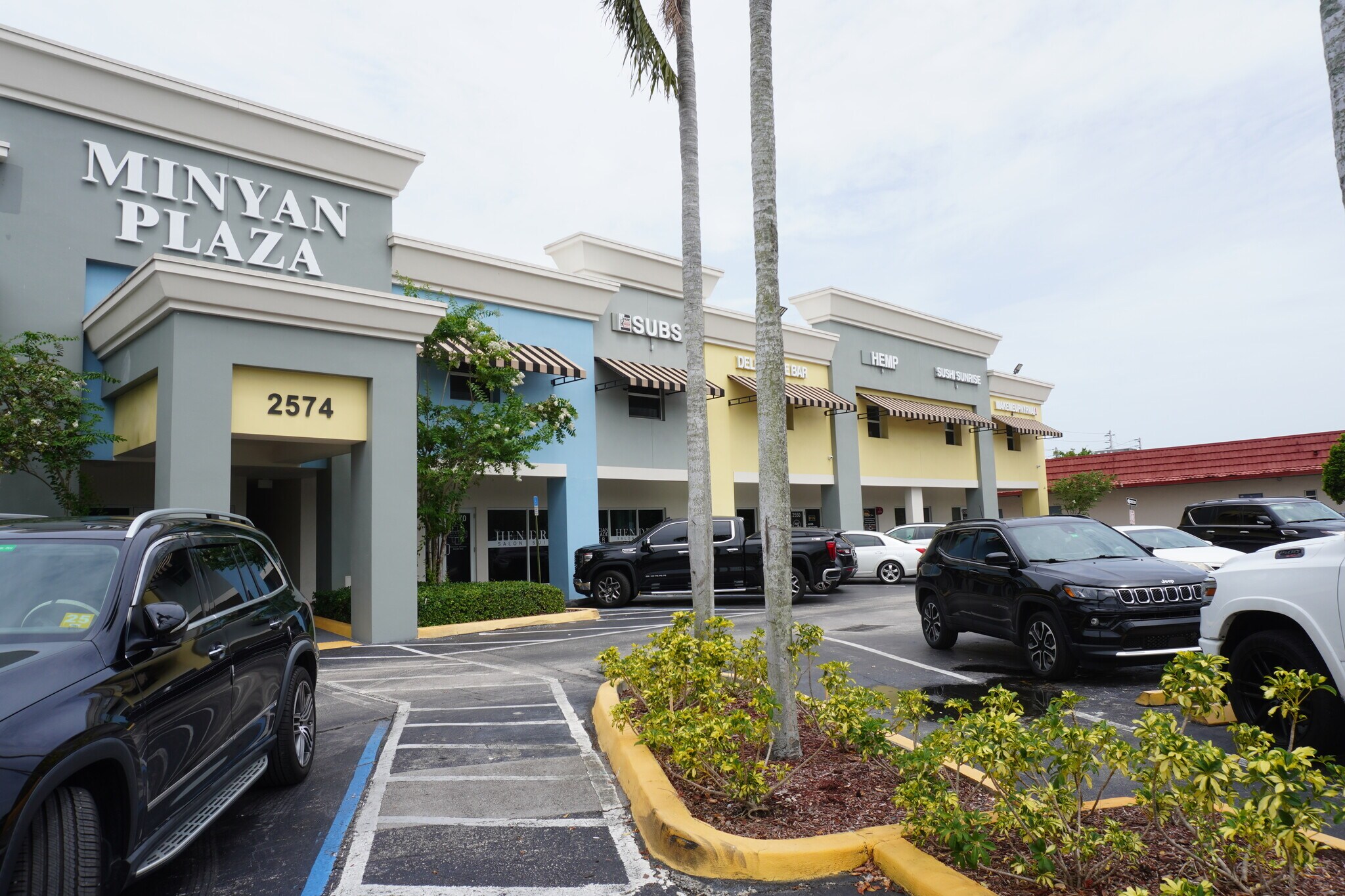 2520-2650 N University Dr, Sunrise, FL à louer Photo de l’immeuble– Image 1 sur 69