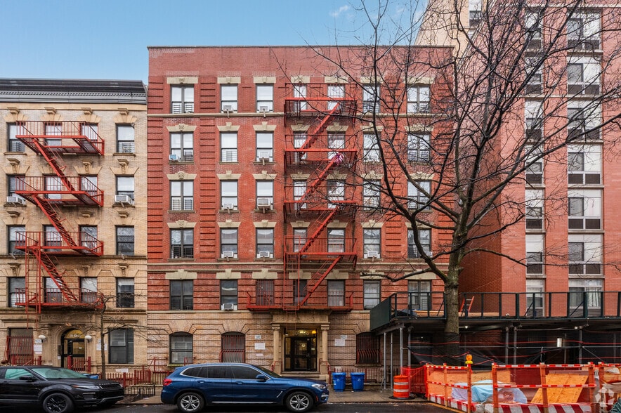 304-306 W 149th St, New York, NY à vendre - Photo de l’immeuble – Image 2 sur 5