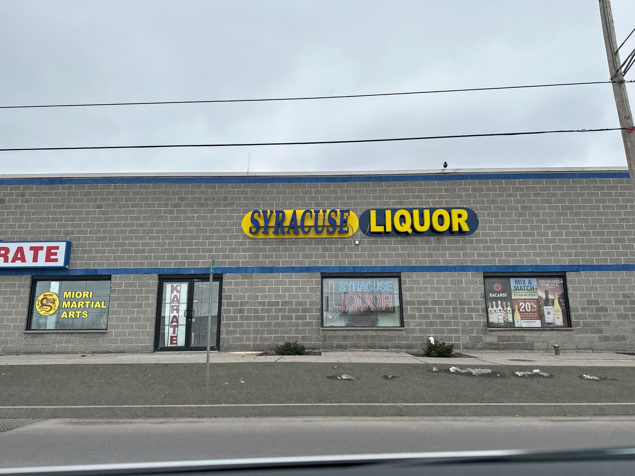 3000-3040 Erie Blvd E, De Witt, NY à louer Photo de l’immeuble– Image 1 sur 8