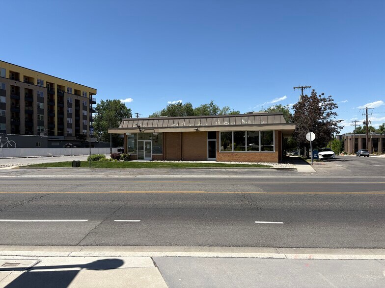 3020 Highland Dr, Salt Lake City, UT à vendre - Photo de l’immeuble – Image 2 sur 10