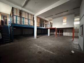 185 Park Ave, Londres à louer Photo intérieure– Image 1 sur 5