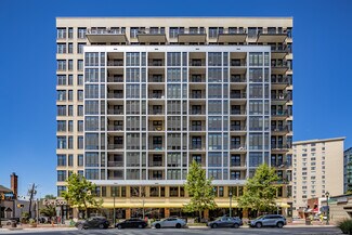 Plus de détails pour 7077 Woodmont Ave, Bethesda, MD - Local commercial à louer