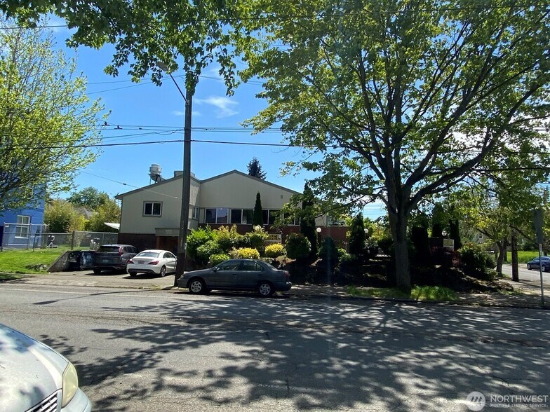 2605 E Cherry St, Seattle, WA à vendre - Photo de l’immeuble – Image 3 sur 21