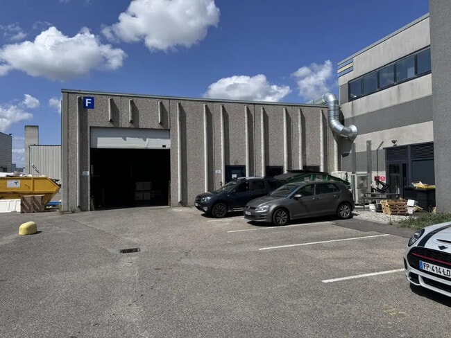 Plus de détails pour Bureau, Local d'activités à louer