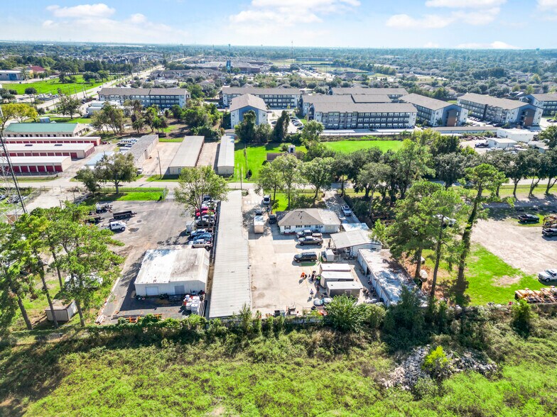 9902 Franklin Rd, Houston, TX à vendre - Photo de l’immeuble – Image 2 sur 33